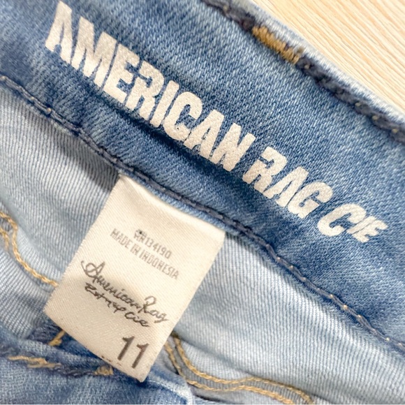 American Rag Cie light/ medium wash semi flared patchwork jean ❤️ - Picture 7 of 7